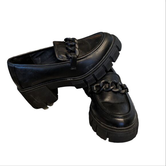 Torrid lug sole, chains retro vibe size 8WW - Picture 3 of 8